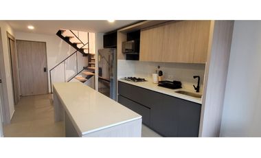 Hermoso Apartaestudio Dúplex Amoblado en el Poblado