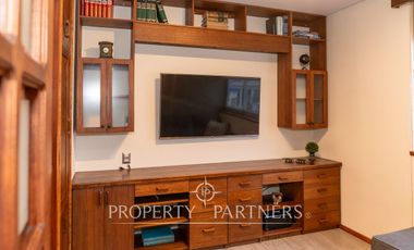 Elegante Duplex con Hermosa Vista al Estrecho Amoblado