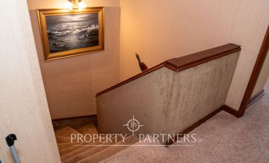 Elegante Duplex con Hermosa Vista al Estrecho Amoblado
