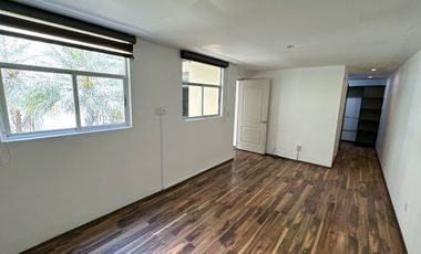 ¡Oportunidad única en Lomas de San Mateo!