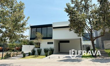 VENTA DE CASA EN RESERVA REAL
