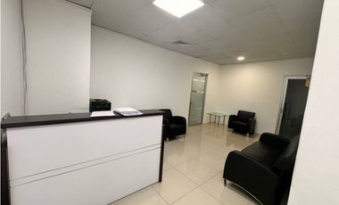Alquiler de oficina en Calle 50 excelente ubicación - $1,300