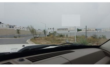 TERRENO EN RENTA ESQUINA ALEJANDRO DE RODAS 1000 M 2 $ 95.000