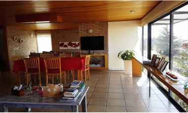 SE VENDE HERMOSA CASA EN CARLOS PAZ