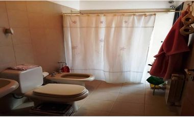 SE VENDE HERMOSA CASA EN CARLOS PAZ