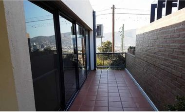 SE VENDE HERMOSA CASA EN CARLOS PAZ