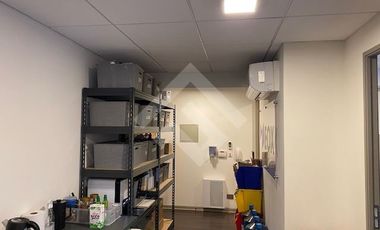 Oficina en Venta en Américo Vespucio sur con Isabel la Católica