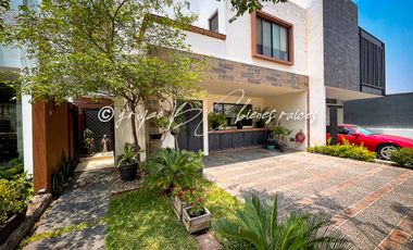 Casa en venta en Solares coto 6