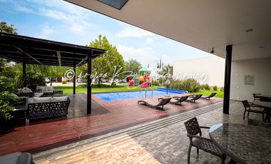 Casa en venta en Solares coto 6