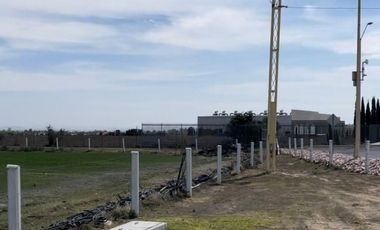 Terreno en venta  a un costado del  Parque Industrial Opción, San José Iturbide