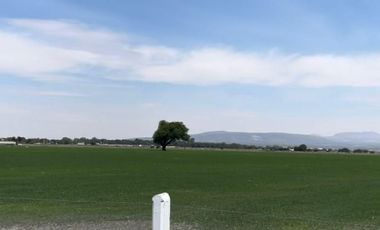 Terreno en venta  a un costado del  Parque Industrial Opción, San José Iturbide