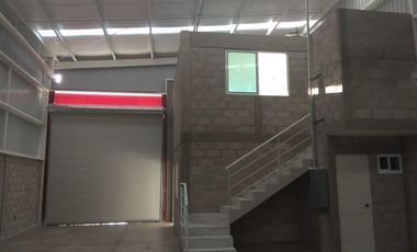 Bodega en Preventa Prolongación Bernardo Quintana Queretaro 317m2  | 3.65 MDP