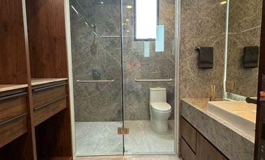 Departamento de lujo de un piso completo en Venta en Privanzas
