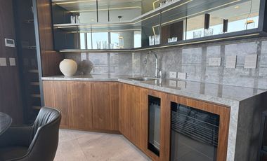 Departamento de lujo de un piso completo en Venta en Privanzas