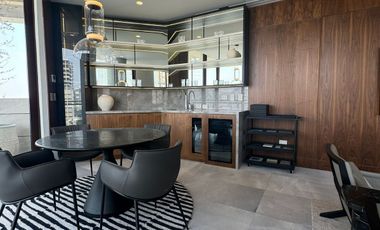 Departamento de lujo de un piso completo en Venta en Privanzas