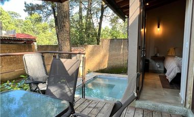 CASA EN VENTA EN CONDOMINIO CERRO GORDO