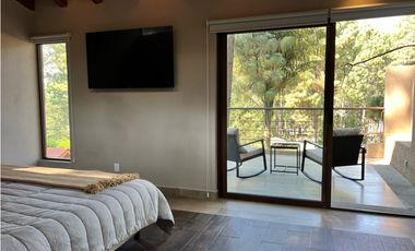 CASA EN VENTA EN CONDOMINIO CERRO GORDO