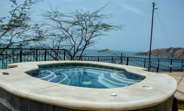 Apartamento con Vista al Mar con permiso turístico 005 R