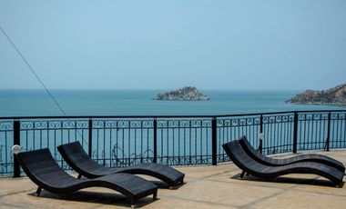 Apartamento con Vista al Mar con permiso turístico 005 R