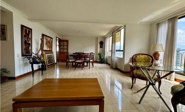 Vendo apartamento en Castropol, el Poblado