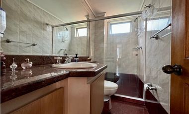 Vendo apartamento en Castropol, el Poblado