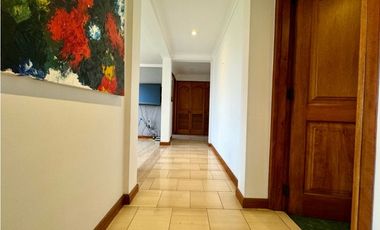 Vendo apartamento en Castropol, el Poblado