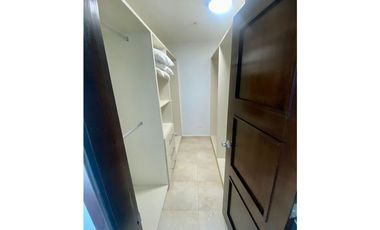 alquiler de hermoso apartamento en Costa del Este