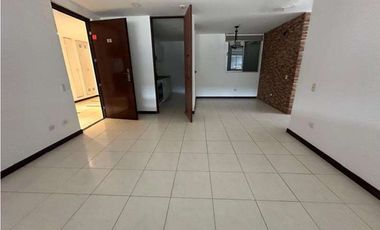VENTA DE APARTAMENTO EN LA TUMBA MUERTO PH ALTAVISTA TOWER (OF)