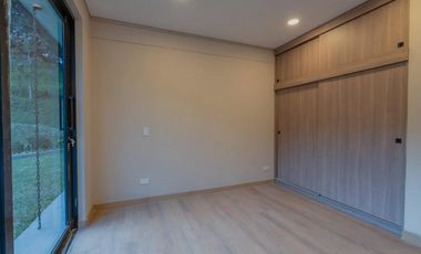 VENTA DE CASA CAMPESTRE MODERNA CERCA AL TÚNEL DE ORIENTE EN RIONEGRO