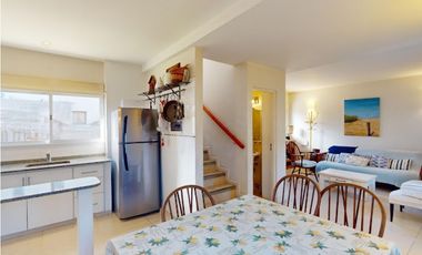 GRAN TRIPLEX A  METROS DEL MAR