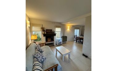 GRAN TRIPLEX A  METROS DEL MAR