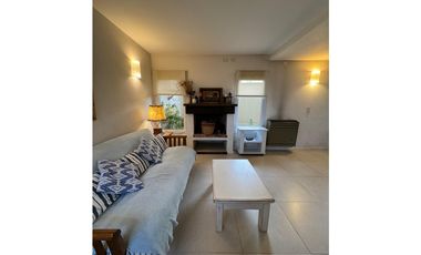 GRAN TRIPLEX A  METROS DEL MAR