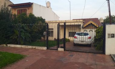 Chalet en venta en Temperley Este