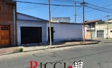 Casa para 2 Familias en venta en Quilmes Este