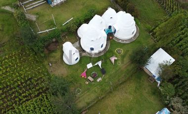 En venta propiedad hotelera en la montaña. Sector San Pablo del Lago