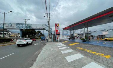 En venta propiedad comercial. Ambato