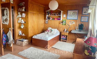 Casa en arriendo con hermosa vista a el estrecho