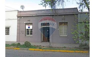 Casa 3D+1B Oportunidad Remodelación o Inversión!