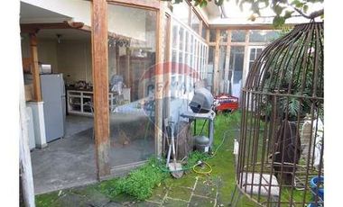 Casa 3D+1B Oportunidad Remodelación o Inversión!