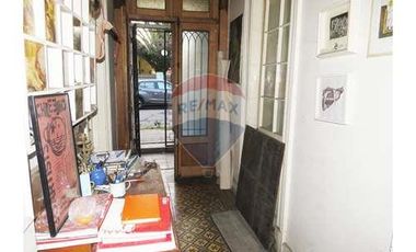 Casa 3D+1B Oportunidad Remodelación o Inversión!