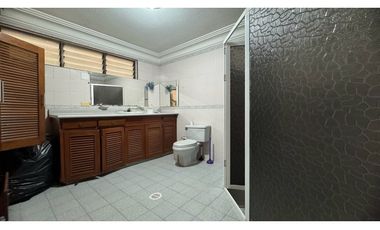 Casa bifamiliar de dos pisos en venta Barrio Zamorano Palmira Valle