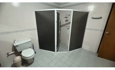 Casa bifamiliar de dos pisos en venta Barrio Zamorano Palmira Valle