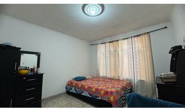 Casa bifamiliar de dos pisos en venta Barrio Zamorano Palmira Valle