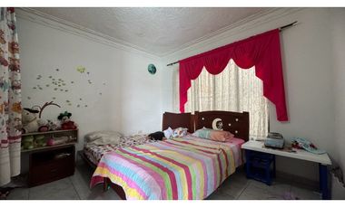 Casa bifamiliar de dos pisos en venta Barrio Zamorano Palmira Valle