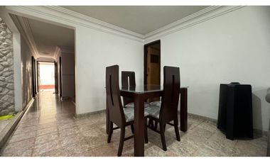 Casa bifamiliar de dos pisos en venta Barrio Zamorano Palmira Valle