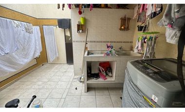 Casa bifamiliar de dos pisos en venta Barrio Zamorano Palmira Valle