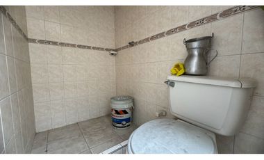 Casa bifamiliar de dos pisos en venta Barrio Zamorano Palmira Valle