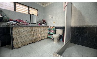 Casa bifamiliar de dos pisos en venta Barrio Zamorano Palmira Valle