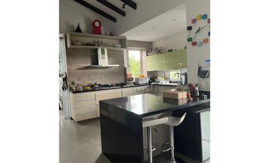 Venta Casa La Doctora Sabaneta 388 Mts2
