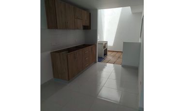VENDO CASA UNIFAMILIAR, ANDALUCIA AA